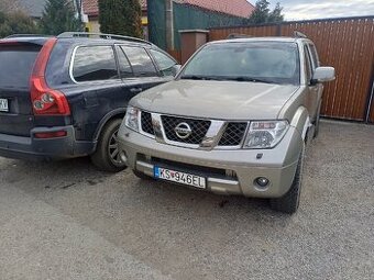 Nisan padfinder