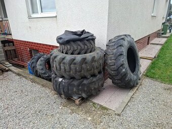 Pneu na traktobager