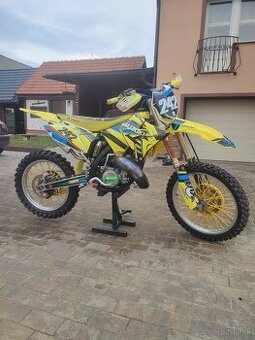 Suzuki RM 125