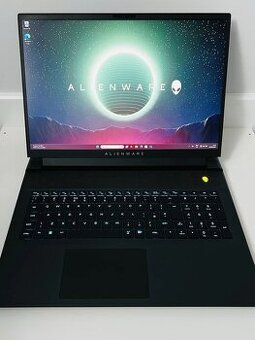Alienware M18 R2 i9