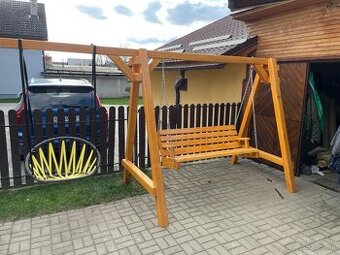 Záhradná hojdačka