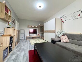 NA PREDAJ VEĽKÝ 3 IZB. BYT S LOGGIOU, 84M2, UL. S. JURKOVIČA