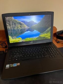 Predám starší herný notebook Asus