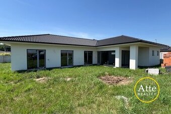 Slnečná priestranná 4i vila vo Voderadoch s 2-garážou