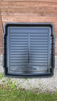 Plastova vana do batozinoveho priestoru pre Skoda Octavia 3