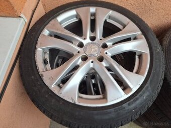 5x112 r17 235/45 R17