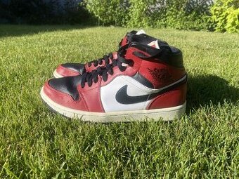 Nike - Air Jodran 1 - Mid - "Chicago Black Toe"