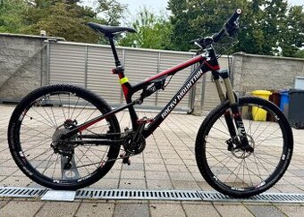 Predám karbónový bicykel Rocky Mountain Altitude 770 MSL, ve