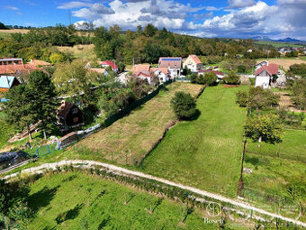BOSEN | Na predaj stavebný pozemok 1509 m2 - Skalka nad Váho
