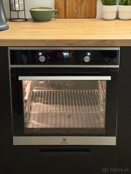 Elektrická rúra Electrolux EOD5H70X