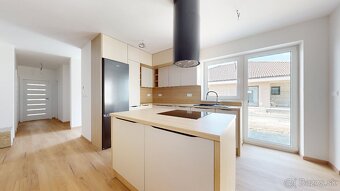 4 izbový rodinný dom v tichej lokalite, vyhrievaná terasa