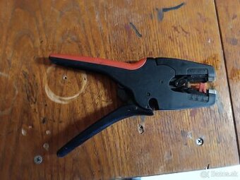 Predám odizolovacie kliešte Knipex