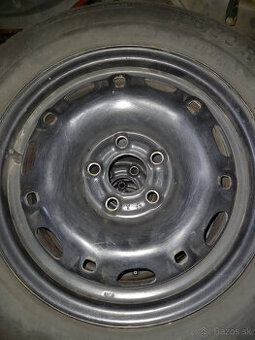 predam  pneu + disky 165 70 r14  sadu 90e leto