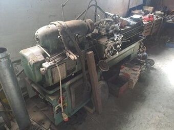 Hrotový soustruh TOS SV 18 R/1350 (8684)