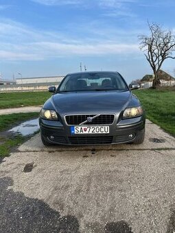 Volvo S40
