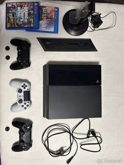 Predám PS4 s príslušenstvom