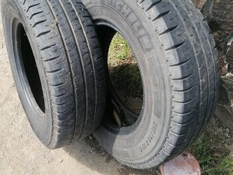 Predám C 215/70 r15 pneu