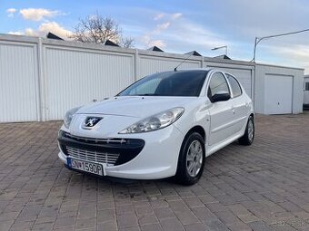 Peugeot 206+ 1.4 HDi 50 kW (8HZ)