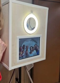 Fotobudka na udalosti spolu s webom