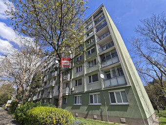 Na prenájom priestranný 3izbový byt s balkónom Sputniková