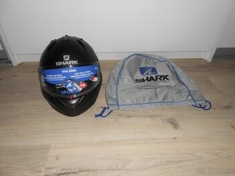 Predam krasnu novu moto prilbu znacky SHARK EVO GT BLANK MAT