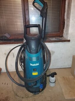 Predam vapku makita 110barov,malo pouzivana. - 1