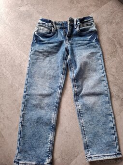 Rôzne chlapčenské nohavice