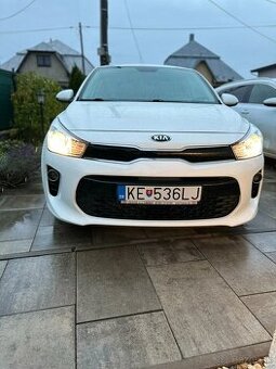 Kia rio - 1