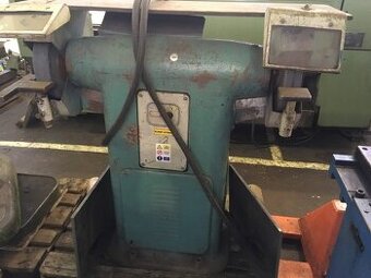 Dvojkotúčová brúska B-4D