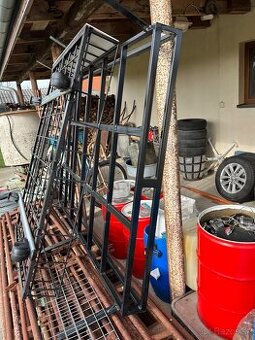 Stresna zahradka Land Rover Discovery