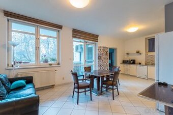 3-izbový byt 120 m2 v centre - Mikulášska ulica, Staré Mesto - 1