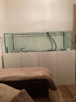 Lacno 450l akvárium/filter/svetlo/ohrievač