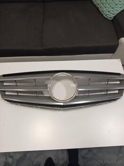 Predná maska Mercedes w204