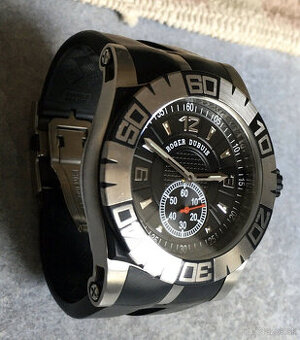 Roger Dubuis Easy Diver Limited Edition 888 - Automatické ce