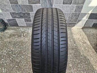 letné pneu 235/45 R21 Pirelli, 2ks, 6,5mm možnosť DVOJROZMER