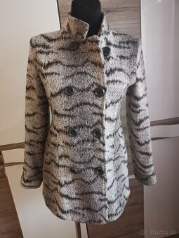 Kabát dámsky M