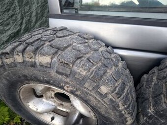 235 75 R15 offroad pneu