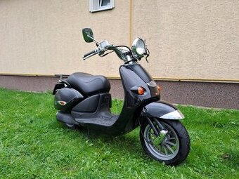 REZERVOVANÉ - Aprilia Habana Custom 50ccm