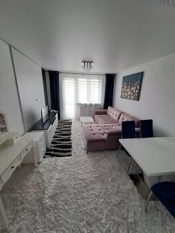 3-izb. TEHLOVÝ byt Južná trieda/Panelová 72 m2 blízko centra