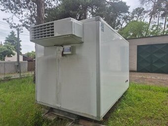 Chladiaci , mraziaci box