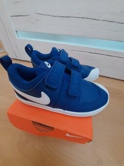 Tenisky NIKE 28