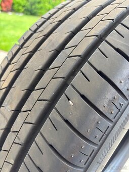 Bridgestone Alenza 225/60 R18 letne