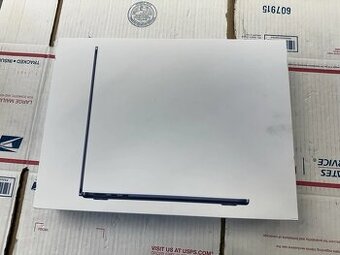 💻 Apple MacBook Air 13" (2025) – M4 Čip | 16 GB RAM | 256 G