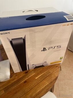 Playstation 5 verzia s mechanikou