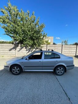 Škoda Octavia AMBIENTE 1.6 Benzín 75kW