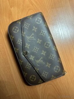 Louis Vuitton purse