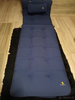 Veľká poduska na lehatko