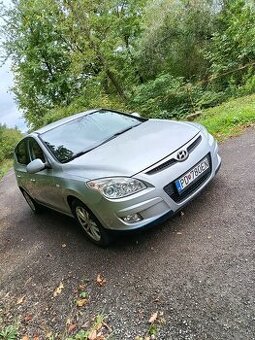 predam Hyundai  i30 1,4 benzin