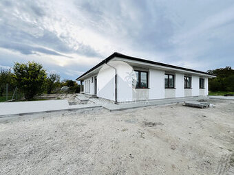 Reality KOMPLEX s.r.o., Vám ponúka na predaj 4-izbový dvojdo