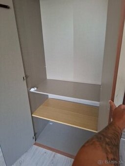 Satnikova skrina  komod